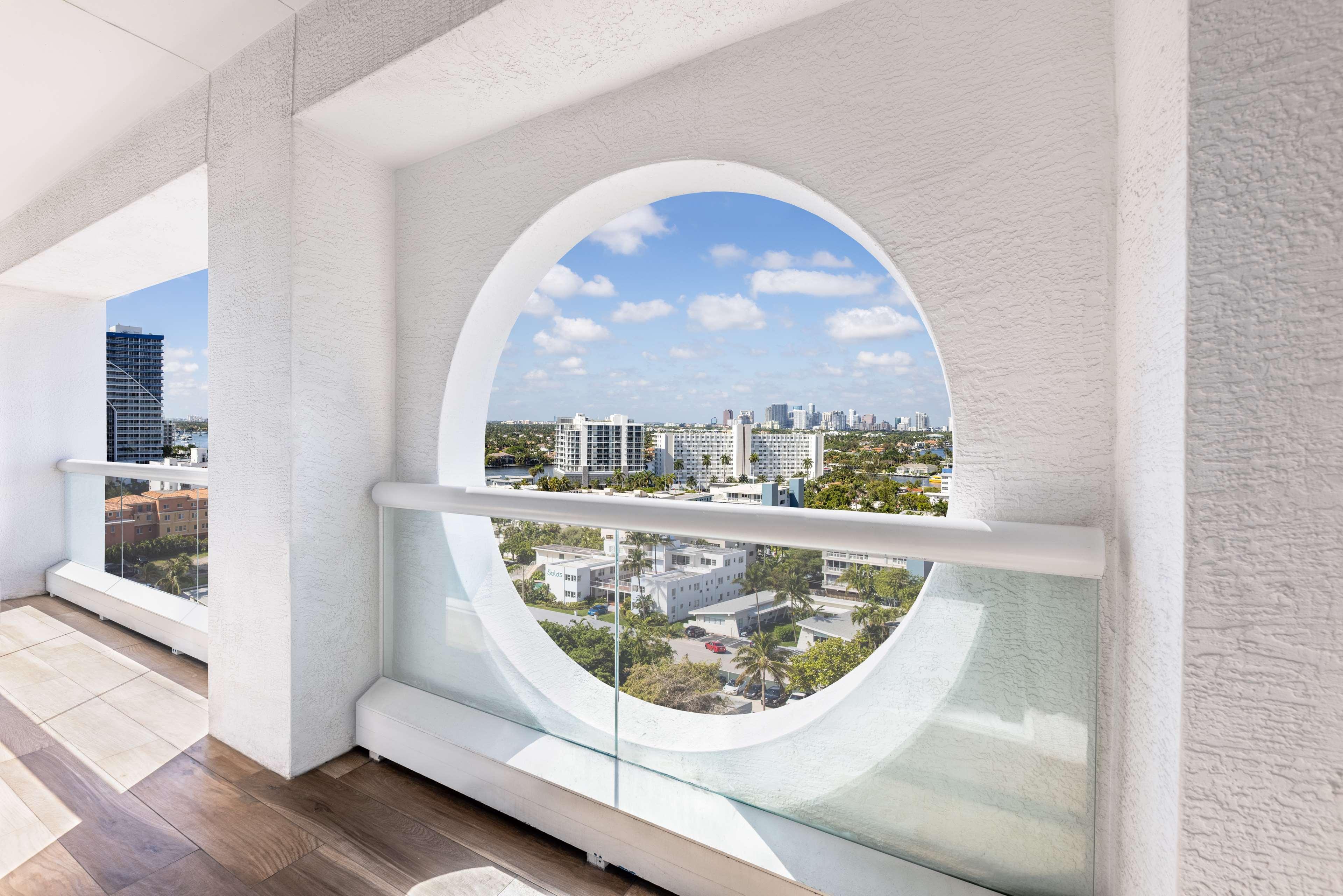 Conrad Fort Lauderdale Beach Eksteriør bilde